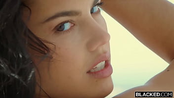 Tease, Previa - Unknown - 2025 - Sexy - Show - Video 3035858