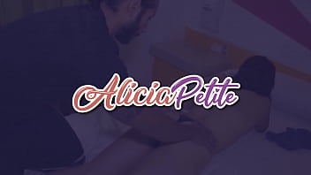 Un Rico Masaje Y Una Buena Cogida Después De Entrenar