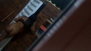 Novinha Pelada Atendendo O Motoboy : Instagram : @annebruna22