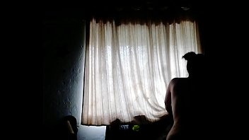 Ro Y Lu. Chico Joven Disfruta De Mi Mujer