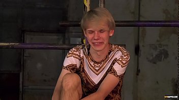 Big Dicked Master Ties Up Twink Before Fucking Him In Ass