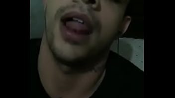 Bebendo Meu Próprio Gozo. Quem Quer Provar?