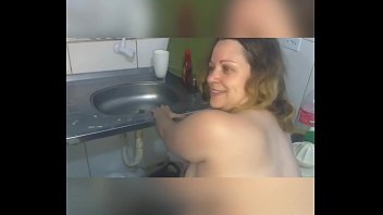 Ela Falo Que Queria Uma Comida E Eu Dei Uma Comida Nela