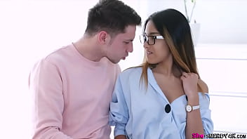 Roxy Lips Looks Like A Cute Nerdy Music Fan Who Gets All Too Excited - Full Scene On