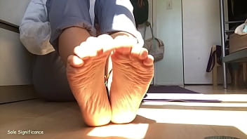 Dancer' Wrinkled Soles