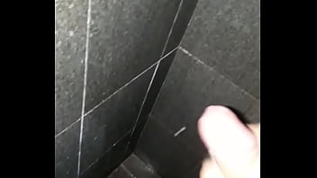 Batendo Uma Antes Do Trabalho - masturbation, massage - Video 2778497