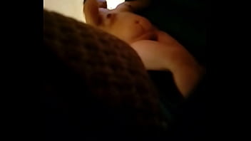 Grabando A Mi Hermana Despues De Bañarse Y Me Muestra Su Lindo Trasero