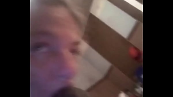Giving Good Head - sucking, cock, blowjob, mature - Video 2986779