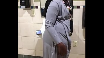 Naejae And Skarface In Public