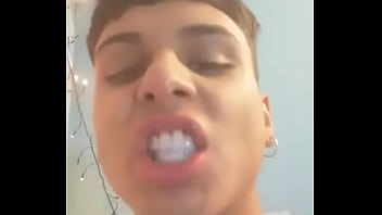 Zorra Putita Chilena Con Amiga Zorra Se Comen Muy Rico El Pico