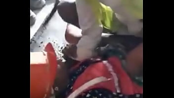 Il Baise Une Ourvrière Sur Un Chantier