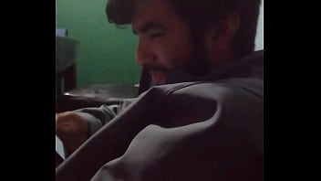 Adrian Salazar (oficial)