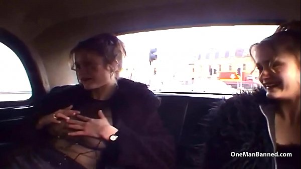 Lucky Guys Plays With Twins In The Car