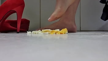 Fetish, Feet, Feetcrushfood - Feet - 2025 - Wild - Show - Video 3004433