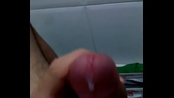 Punheta Da Madrugada - punheta, soloboy, pau-pequeno - Video 3065060