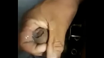 Tiozão Safado Na Punheta