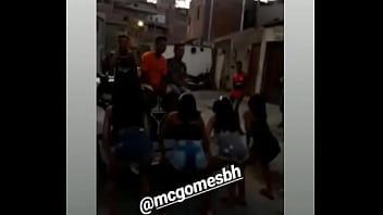 Mc Caralhudo Foda Ao Vivo