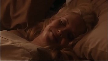 Vipers: Sexy Nude Girl In Bed