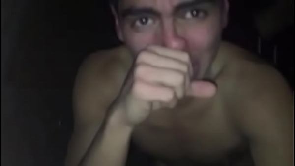 Se La Chupo A Mi Hermano Cuando Mi Mamá No Está