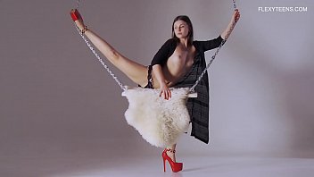 Kim Nadara Flexible Hot Teen