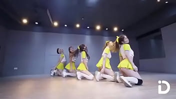 Asiáticas Rebolando O Rabo Gostoso