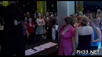 Hard Core Bang In Night Club - hardcore, interracial, blowjob, amateur, party, cfnm, group-sex - Video 2889531