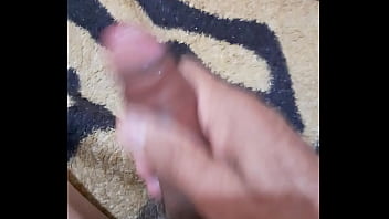 Punheta Gostosa Usando Calcinha