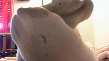 Vieni Ad Annusare I Miei Calzini Puzzolenti E Sudati Dopo Una Sessione In Palestra