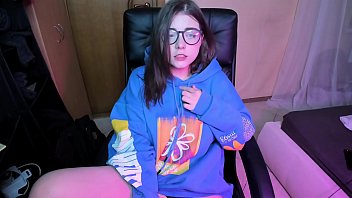 I_m trying to be quiet! pt.1 (:3)