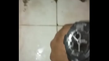 Menino Da _rabe Batendo Uma Punheta Com Gemido E Gozada