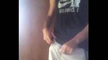 Cacetão Duro Gozando Feito Um Cavalo Garanhão Sedento Por Sexo