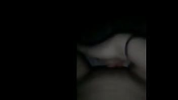 Jeune Fille Se Met Des Doit