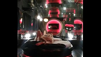 Ro Y Lu. Video Casero, Veterano Disfruta De Chupar La Pepita De Mi Señora. A Cambio De Dinero