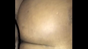 Belle Salope Black Au Gros Cul Se Fait Prendre En Levrette