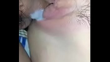 Anh bú cho em sướng