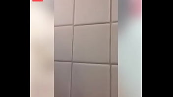 Alguien Conoce A Esta Mujer?