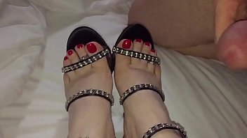 Cumming On Wife' Feet, Sexy High Heels