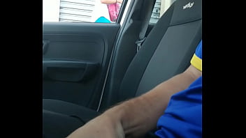 De Bobeira Batendo Na Rua