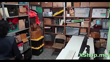 Lewd Teenager Enjoys Pussy Licking