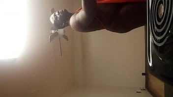 Hunch Harder, Housekeep