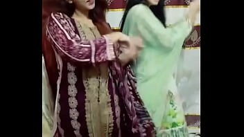 Sexxy Pussy Iko Tamu Sana