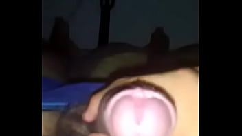 Jorge Se Masturba En Su Cuarto