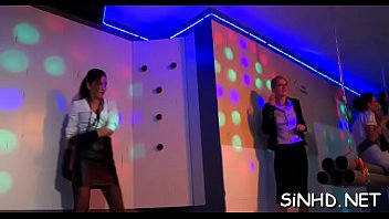 Explicit And Wild Club Gratifying - hardcore, blowjob, party, orgy, group-sex - Video 2800531