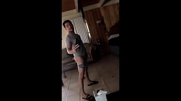 Hetero Que Le Gusta Masturbarse Y Cogerse Con Un Dildo.