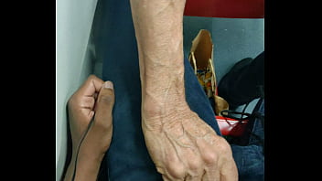 Coroa Pega No Meu Pau No Trem