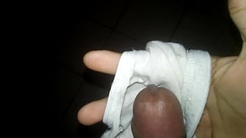 Llenando De Leche Las Bragas De Mi Hermana Mayor