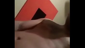 Caliente Tatuado Con La Verga Bien Parada