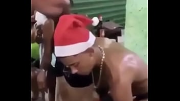 Mc Poze Recolhendo Compras (esse é Seu Indolor?)