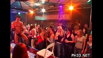 Plenty Of Bang On Dance Floor - hardcore, blowjob, amateur, party, group-sex - Video 2614596