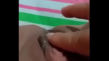 Mi Amiga Me Complace Así De Rico